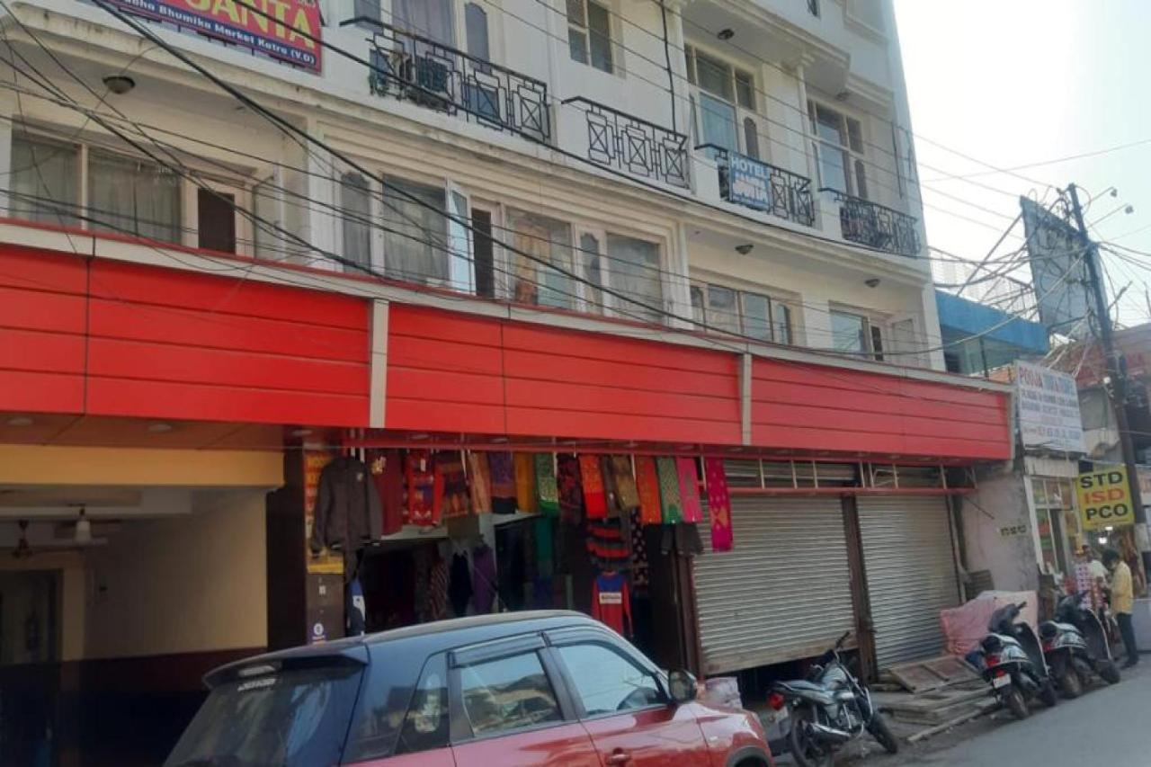Oyo 81211 Hotel Janta Katra (Jammu and Kashmir) Exterior photo